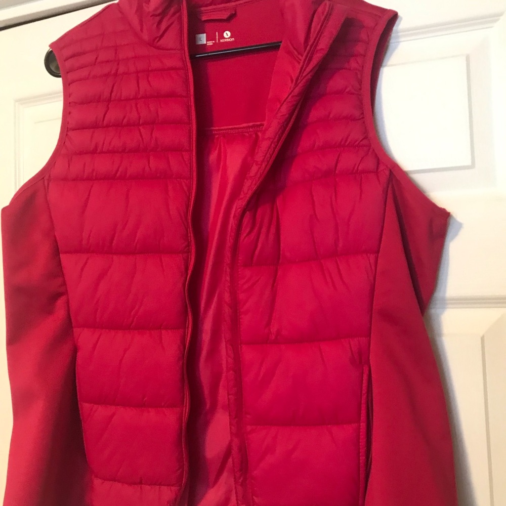 Hot pink and navy blue vest - Picture 2 of 4